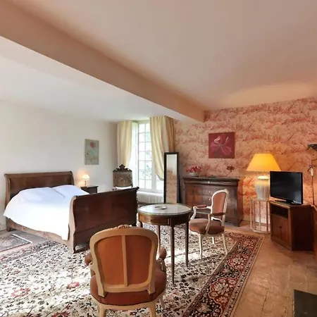 Du Vignoble A L'atlantique - Chateau Cassemichere 3*