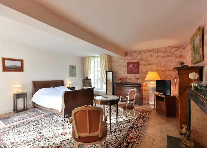 Du Vignoble à L'atlantique - Château Cassemichère 3*